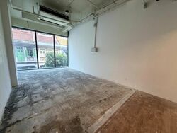 Trio (D8), Shop House #582257711